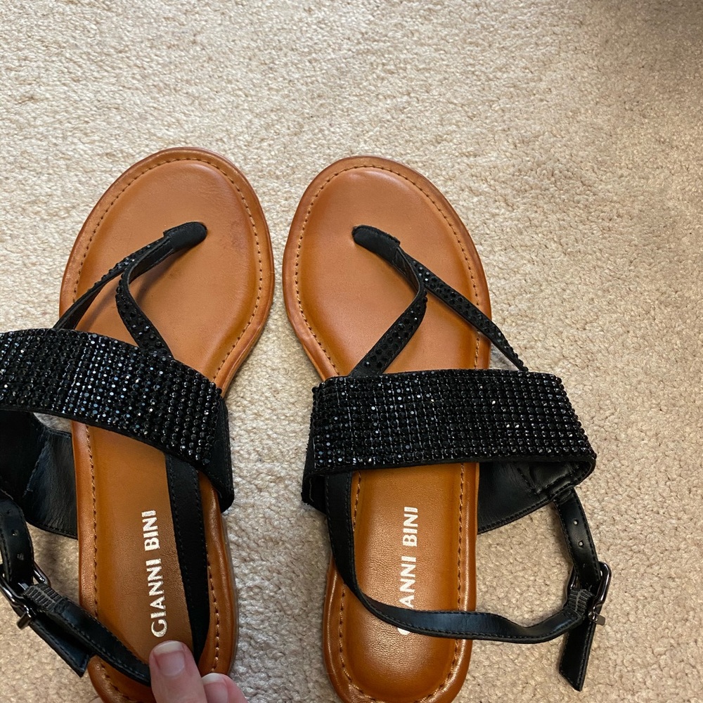 Gianni Bini black summer sandals